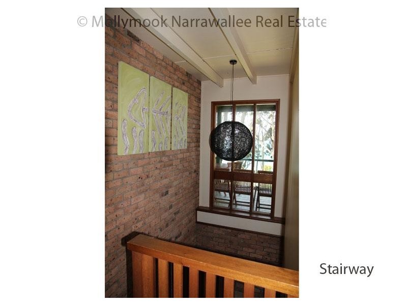 24 Tallwood Ave, Narrawallee NSW 2539