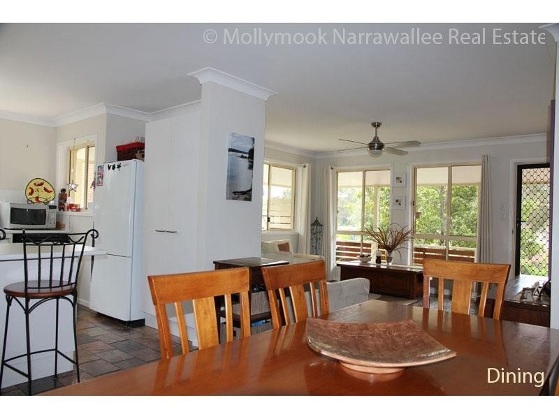 20 Scorpio Gr, Narrawallee NSW 2539