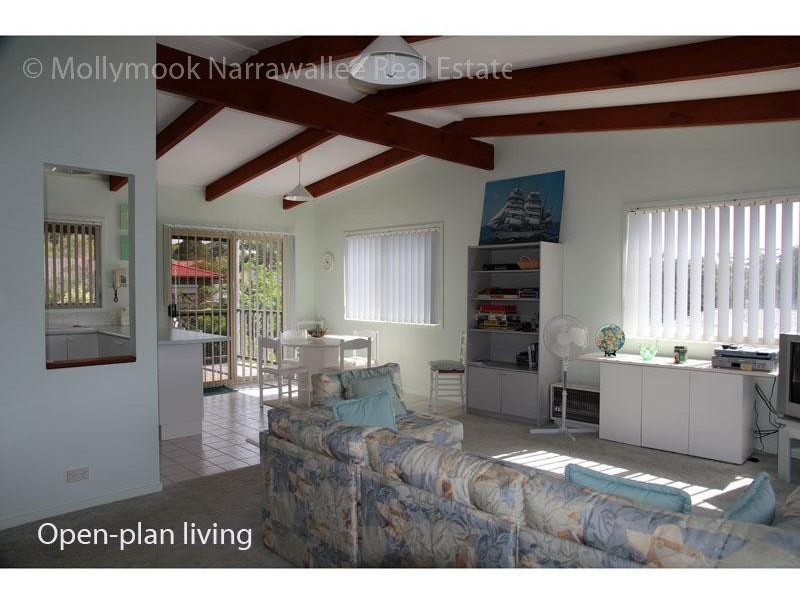 7 Park View Pde, Mollymook NSW 2539