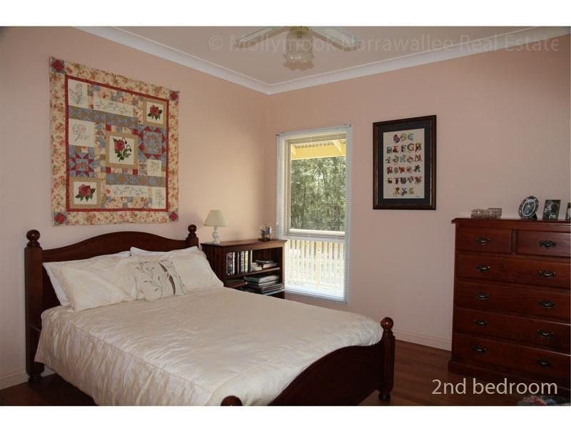 4 Blake Pl, Narrawallee NSW 2539