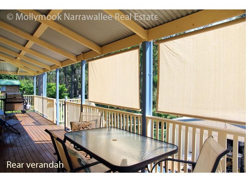 4 Blake Pl, Narrawallee NSW 2539