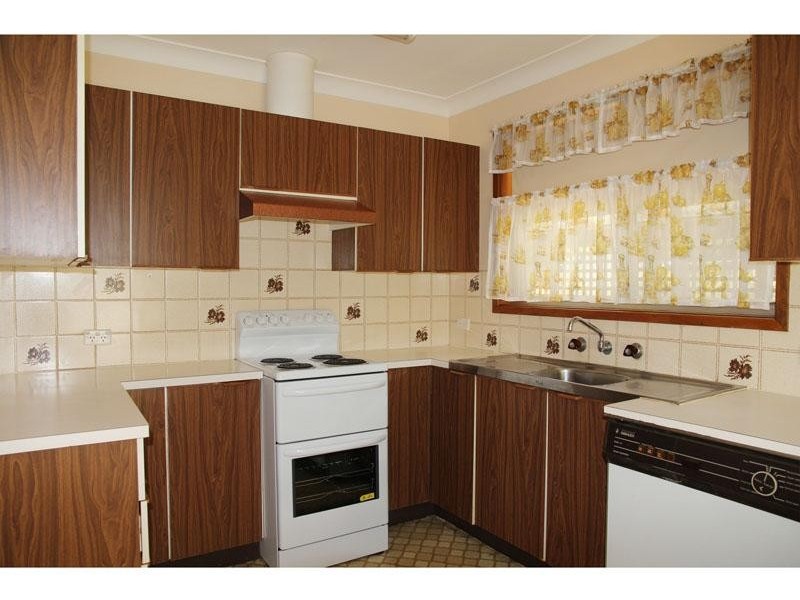 9 Woodglen Cres, Mollymook NSW 2539