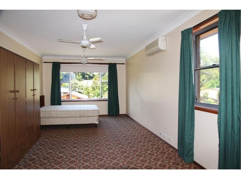 9 Woodglen Cres, Mollymook NSW 2539