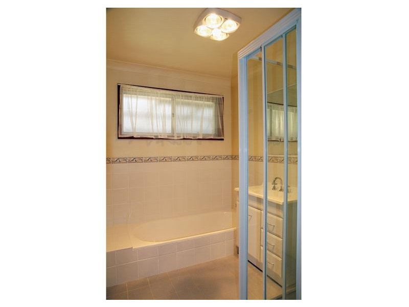 9 Woodglen Cres, Mollymook NSW 2539