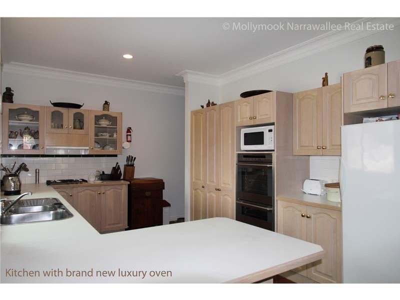 17 Sagittarius Way, Narrawallee NSW 2539