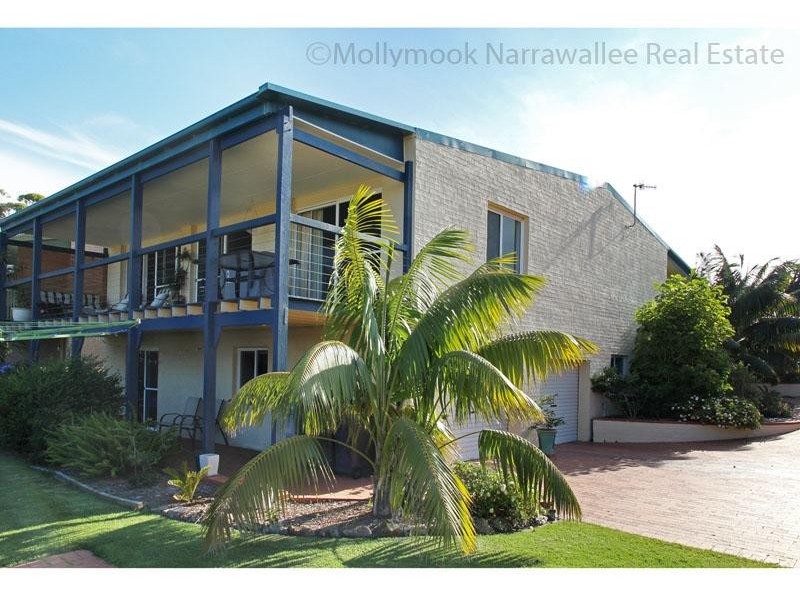 130 Matron Porter Dr, Narrawallee NSW 2539