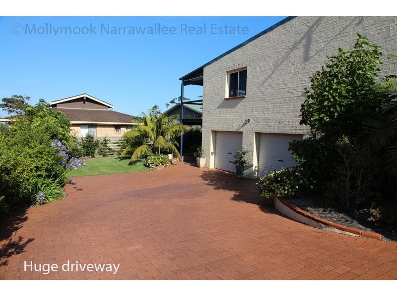130 Matron Porter Dr, Narrawallee NSW 2539