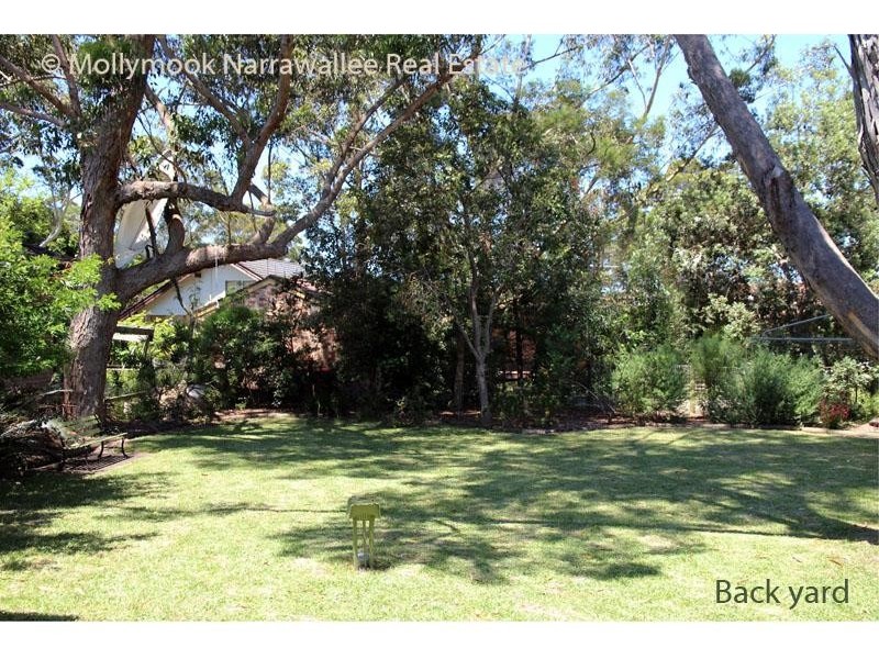 12 Bangalow  St, Narrawallee NSW 2539