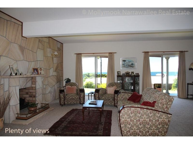 27 Pengana Cres, Mollymook NSW 2539