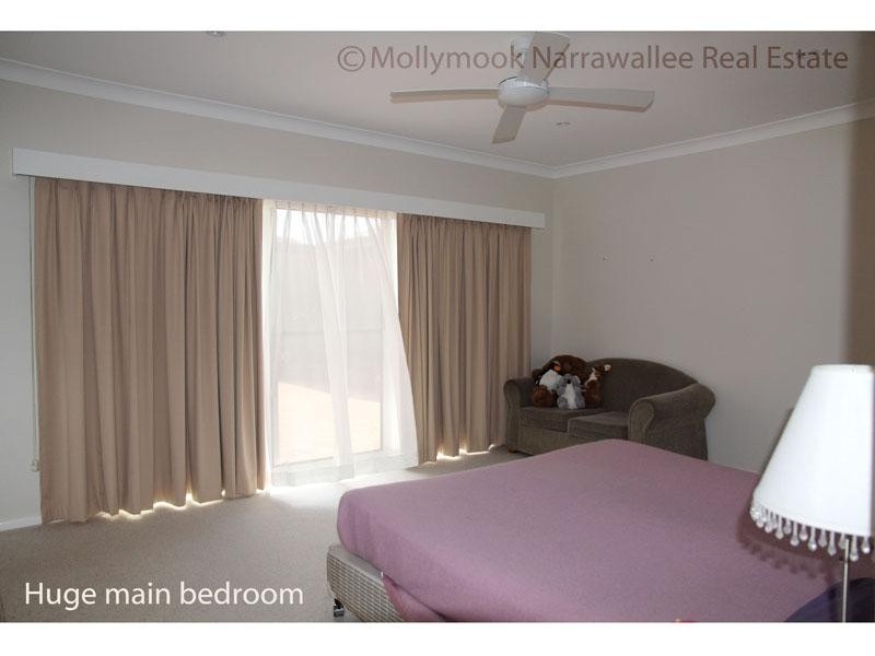 10 Parson St, Ulladulla NSW 2539