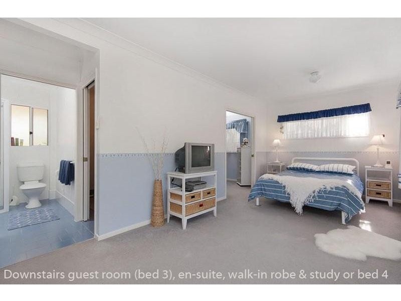 29 Matron Porter Dr, Narrawallee NSW 2539