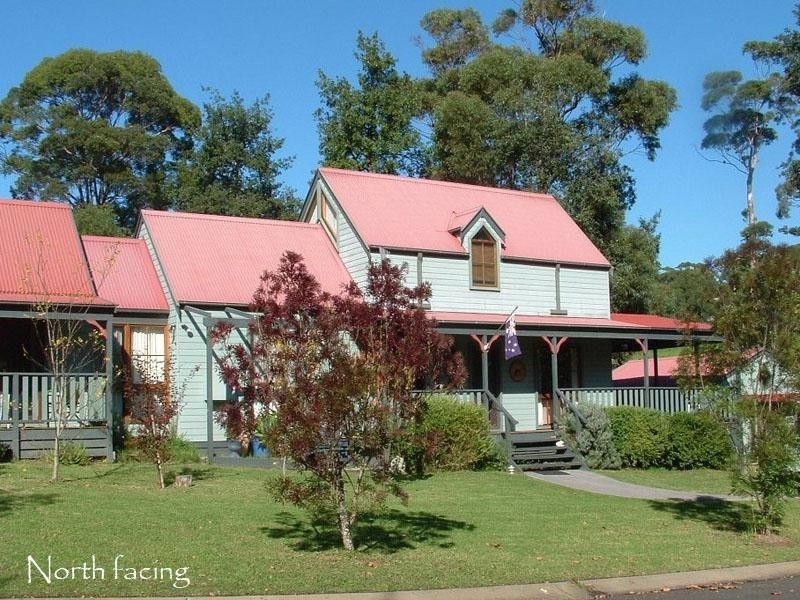 2 Settlers Way, Mollymook NSW 2539