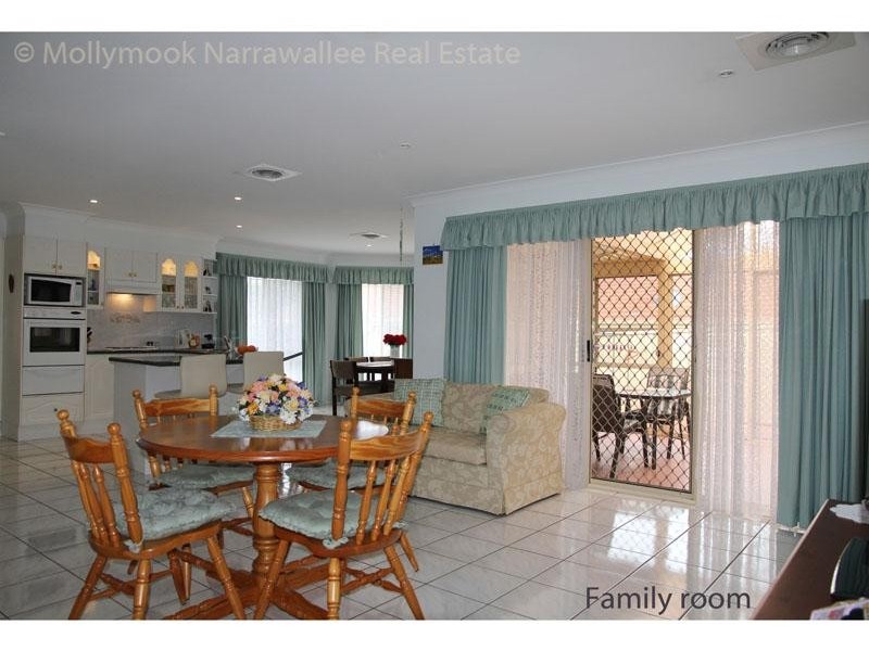 111 Leo  Dr, Narrawallee NSW 2539