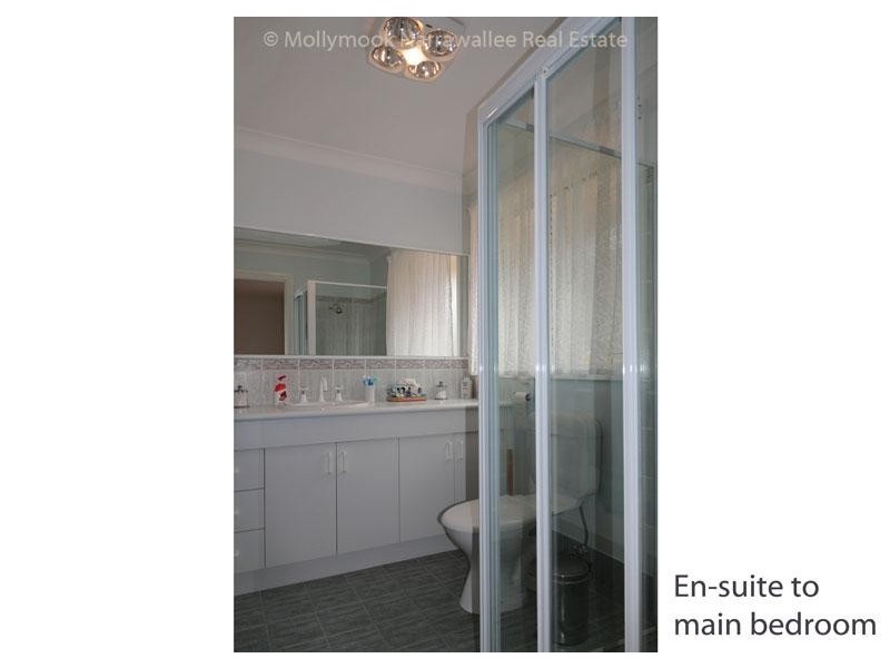 111 Leo  Dr, Narrawallee NSW 2539