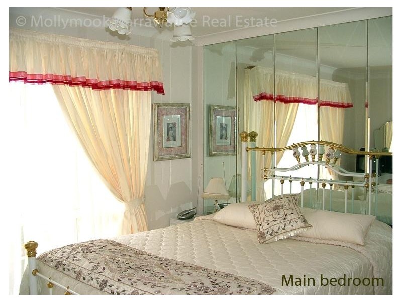 2 Plateau Pl, Mollymook NSW 2539