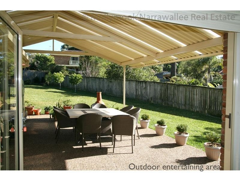 5 Toorak Cl, Mollymook NSW 2539