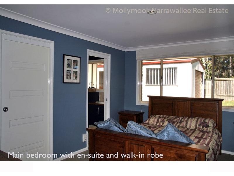 5 Toorak Cl, Mollymook NSW 2539