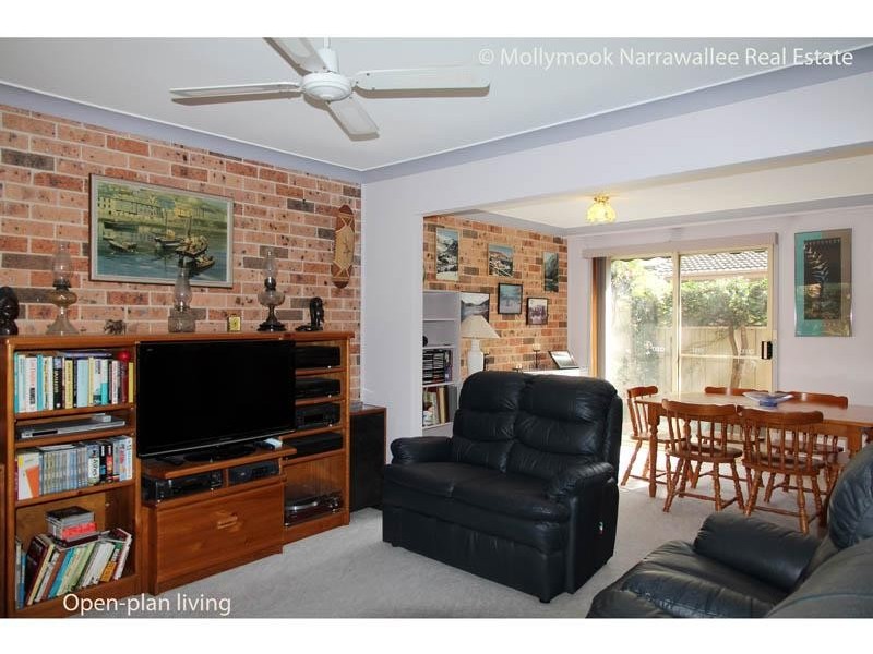 1/28 Augusta Pl, Mollymook NSW 2539