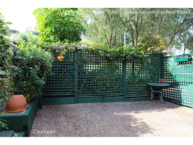 1/28 Augusta Pl, Mollymook NSW 2539