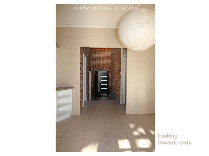 10 Scorpio Gr, Narrawallee NSW 2539