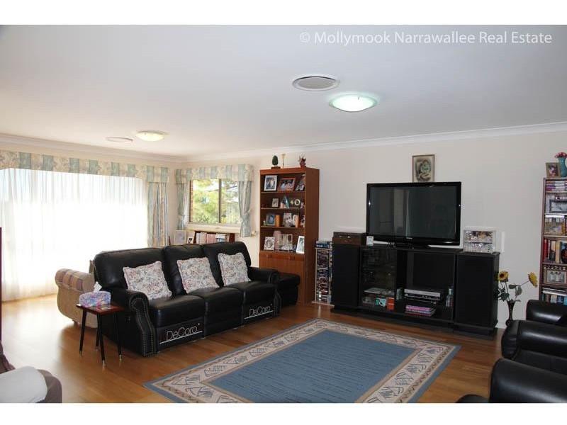 16 Seaspray St, Narrawallee NSW 2539