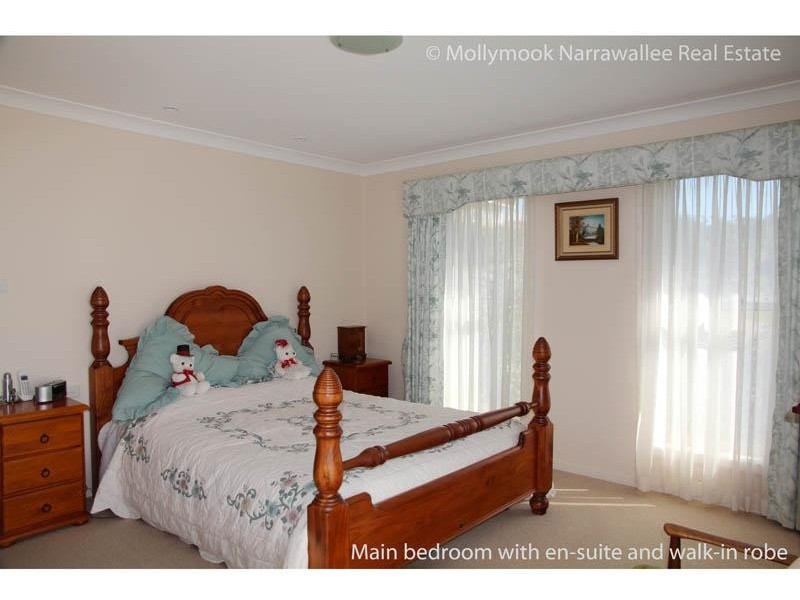 16 Seaspray St, Narrawallee NSW 2539