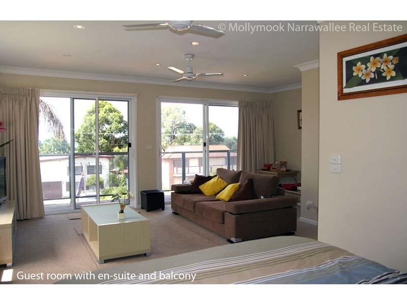 6 Driver Ave, Mollymook NSW 2539