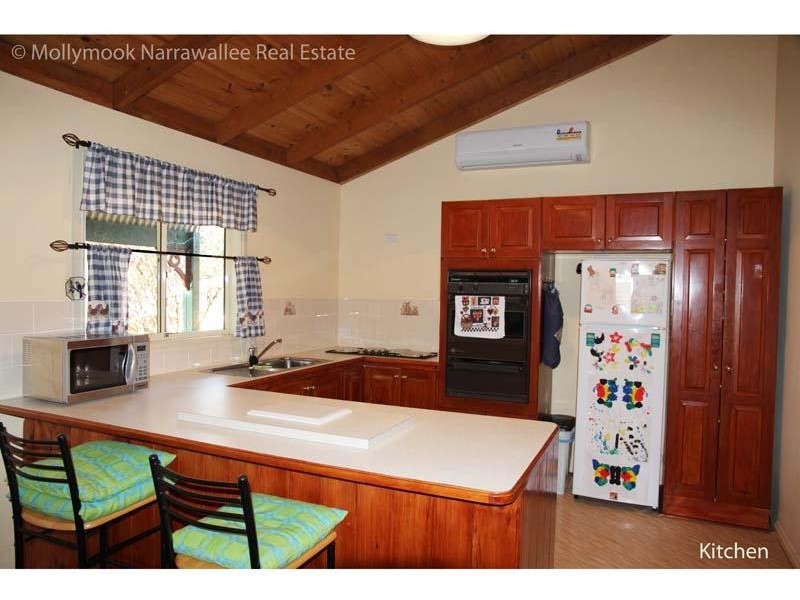 11 Aries Pl, Narrawallee NSW 2539