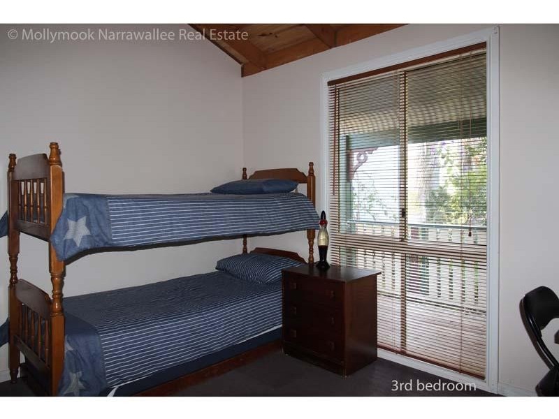 11 Aries Pl, Narrawallee NSW 2539