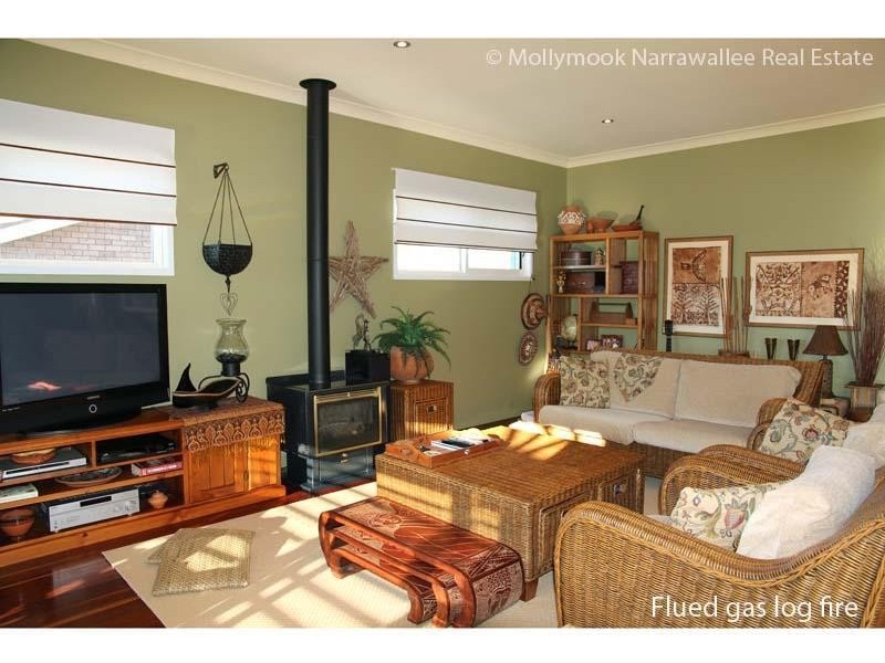 32 Buckland  St, Mollymook NSW 2539