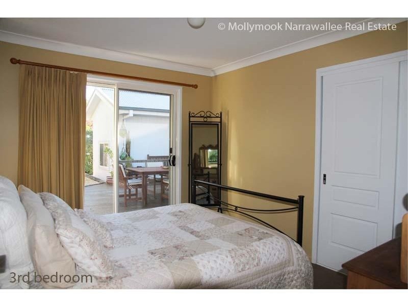 32 Buckland  St, Mollymook NSW 2539