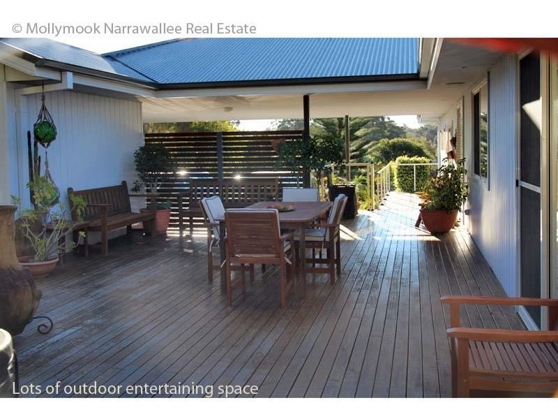 32 Buckland  St, Mollymook NSW 2539