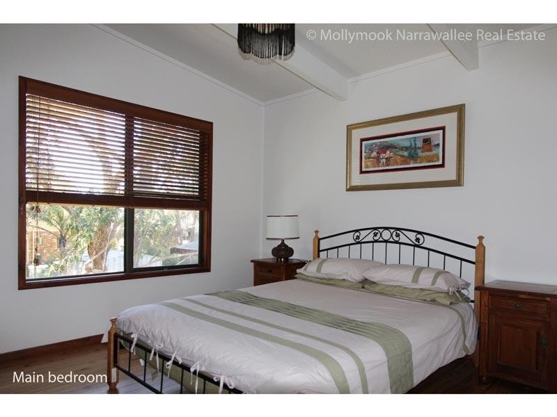 10 Parkinson St, Narrawallee NSW 2539