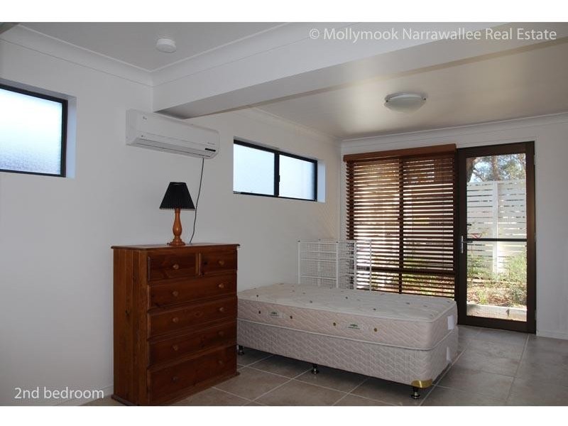 10 Parkinson St, Narrawallee NSW 2539