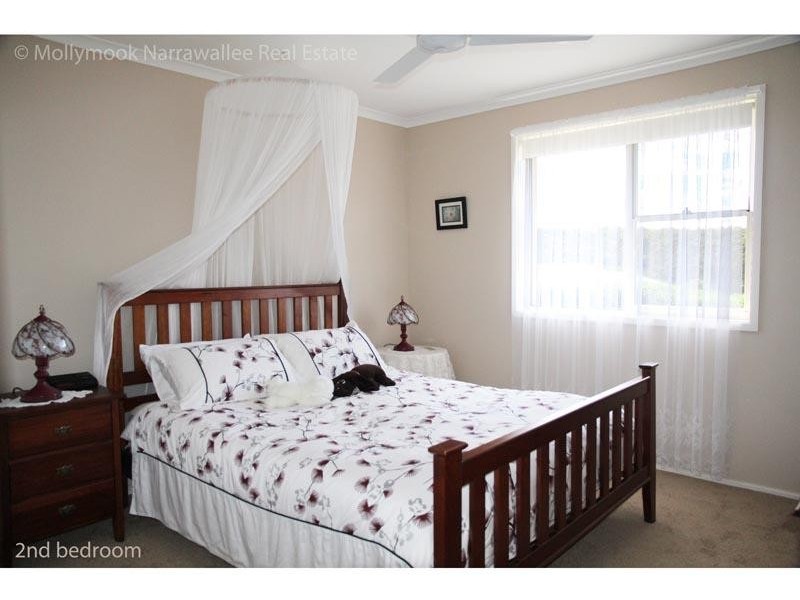 33 Mison Cct, Mollymook NSW 2539