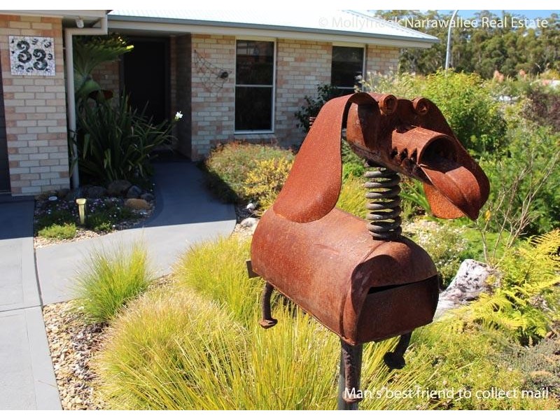 33 Mison Cct, Mollymook NSW 2539