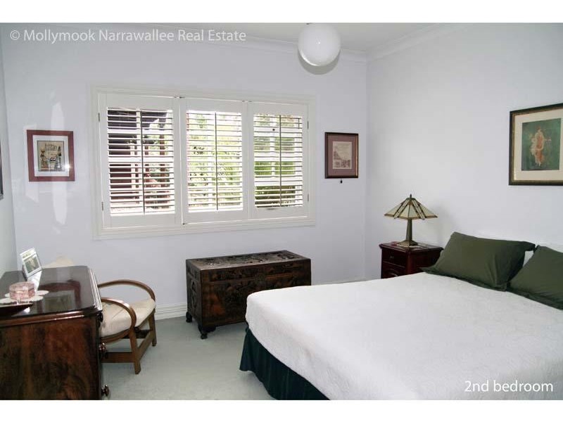 160 Leo Dr, Narrawallee NSW 2539