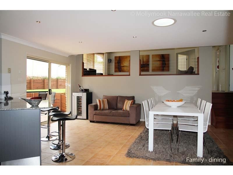 1 Mison Cct, Mollymook NSW 2539