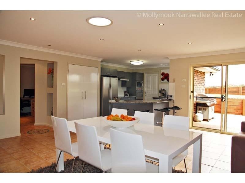 1 Mison Cct, Mollymook NSW 2539