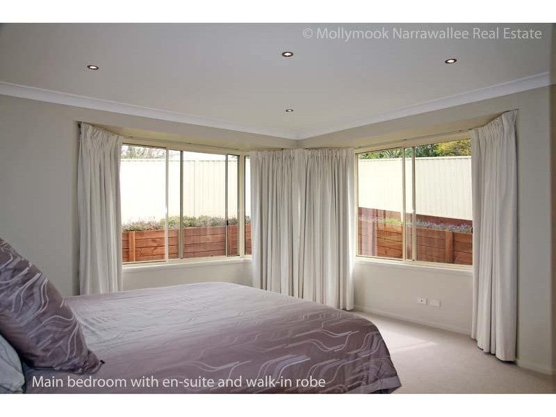 1 Mison Cct, Mollymook NSW 2539