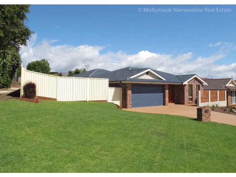 1 Mison Cct, Mollymook NSW 2539
