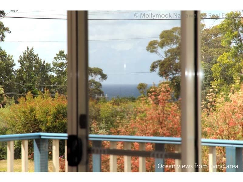 26 Bannister Head Rd, Mollymook NSW 2539