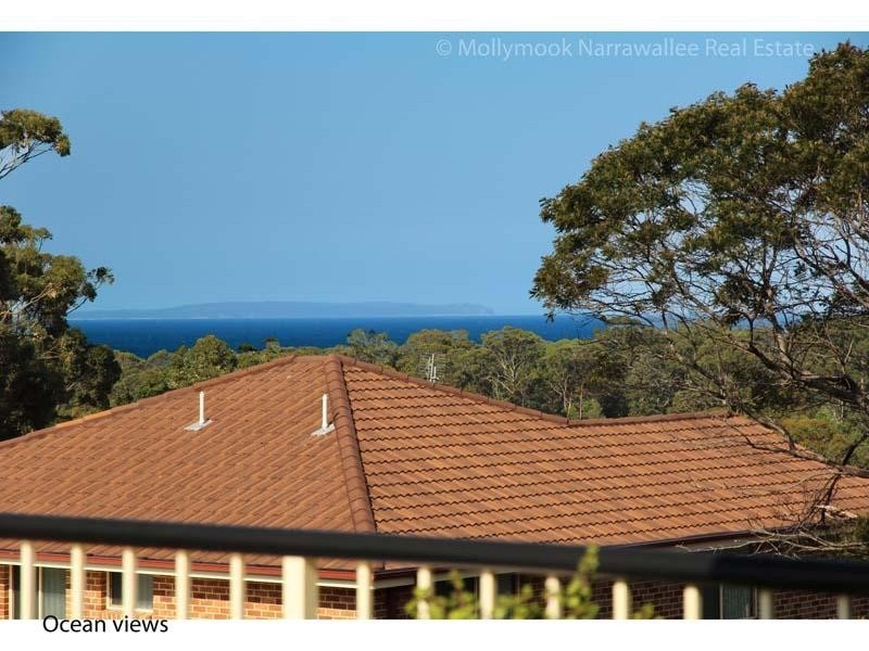 8 Seascape  Cl, Narrawallee NSW 2539