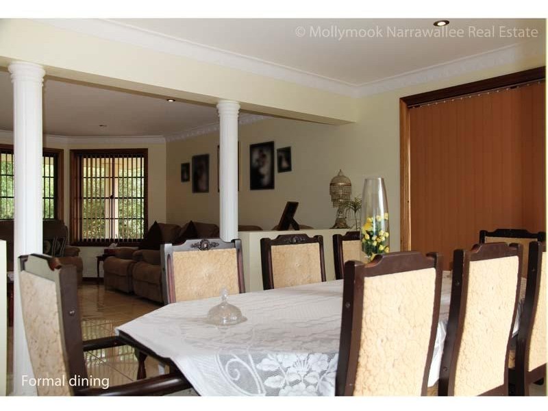 8 Seascape  Cl, Narrawallee NSW 2539