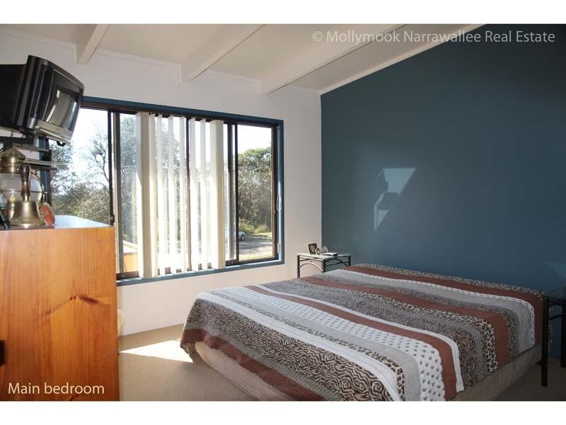 19 Matron Porter Dr, Narrawallee NSW 2539