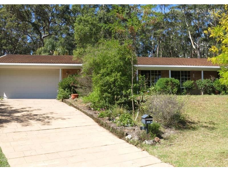 6 Toorak Cl, Mollymook NSW 2539
