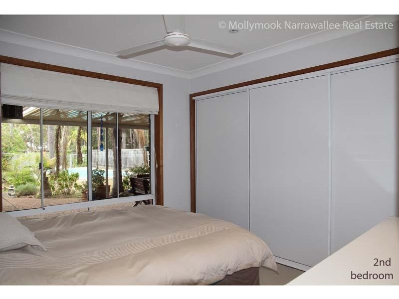 6 Toorak Cl, Mollymook NSW 2539