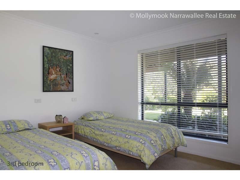14 Seascape Cl, Narrawallee NSW 2539