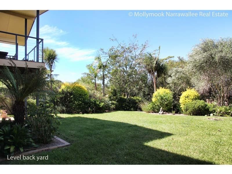 14 Seascape Cl, Narrawallee NSW 2539