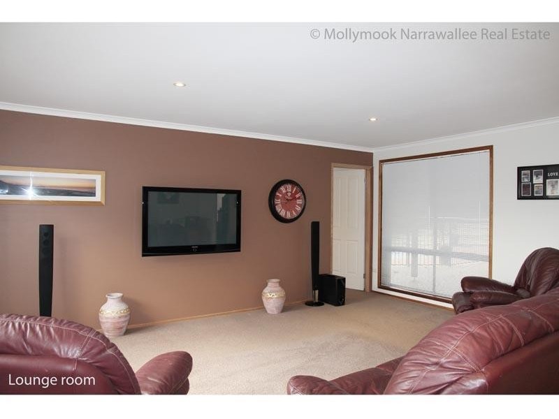 5 Taurus Spur, Narrawallee NSW 2539